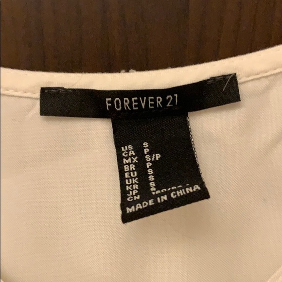 White blouse from forever 21 - Picture 2 of 3